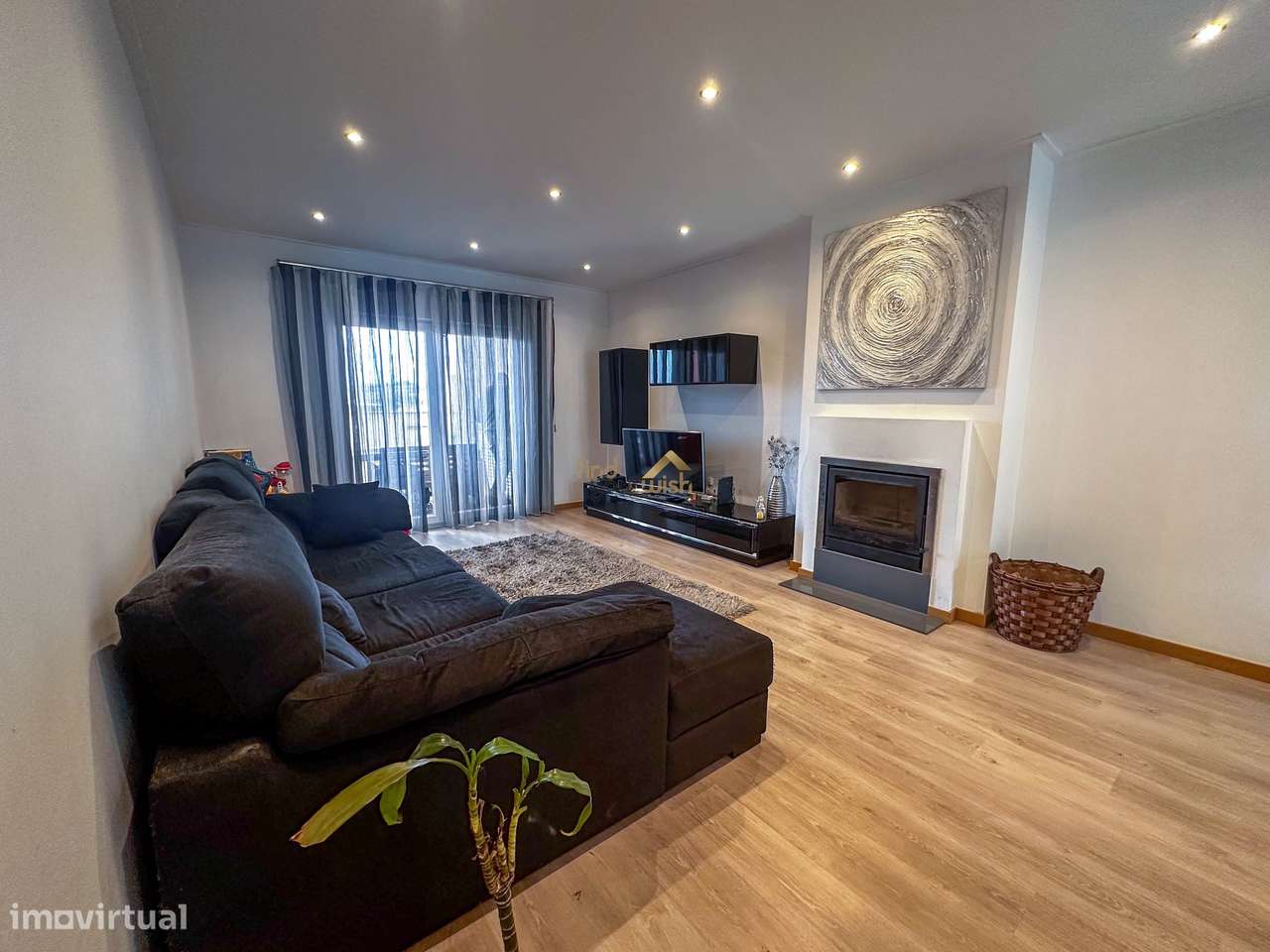 Moradia T3 em banda com Garagem, Terraço e muita liberdade. - Grande imagem: 4/44