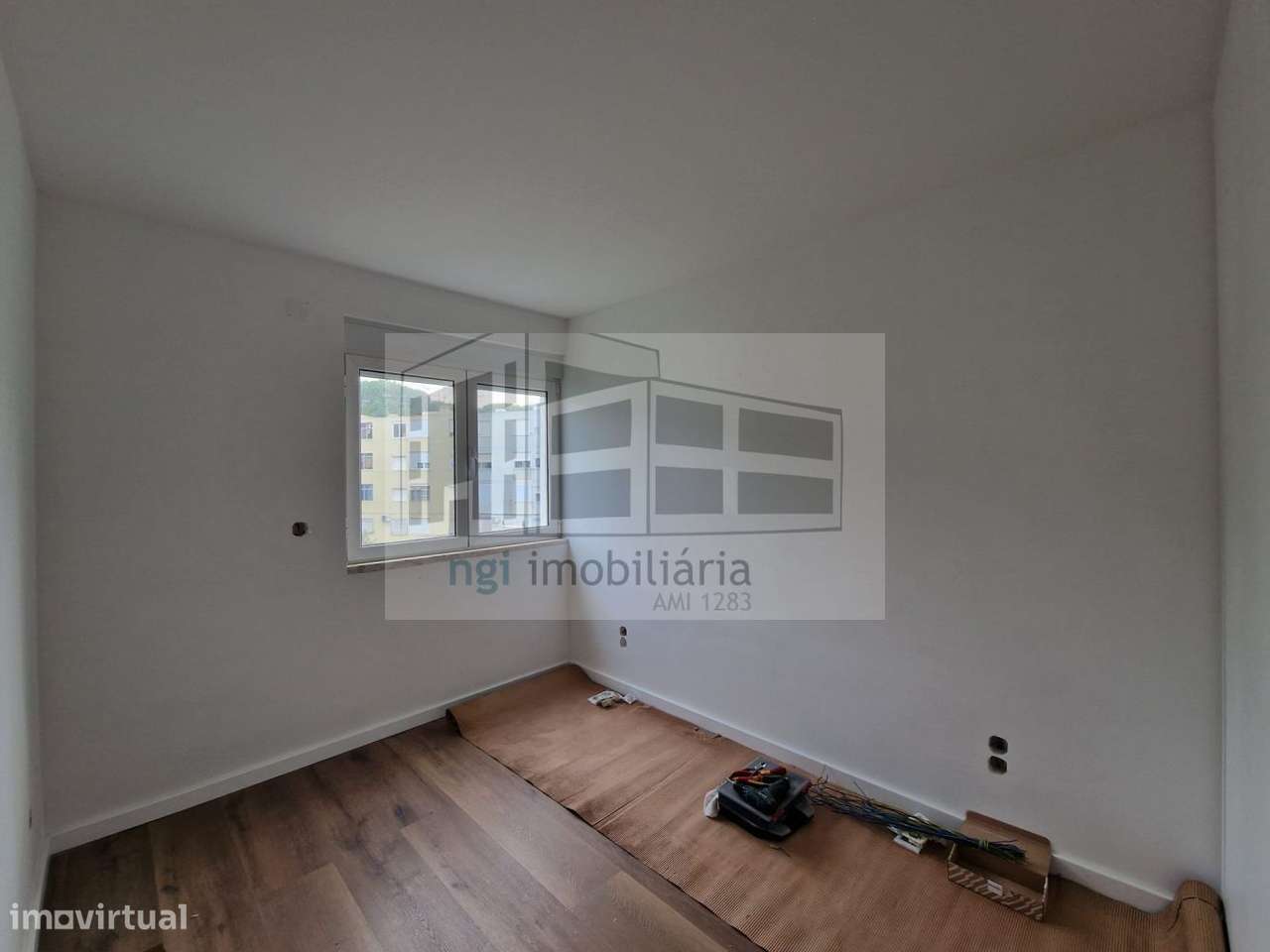 Apartamento T3 - Encarnação - Lisboa-12