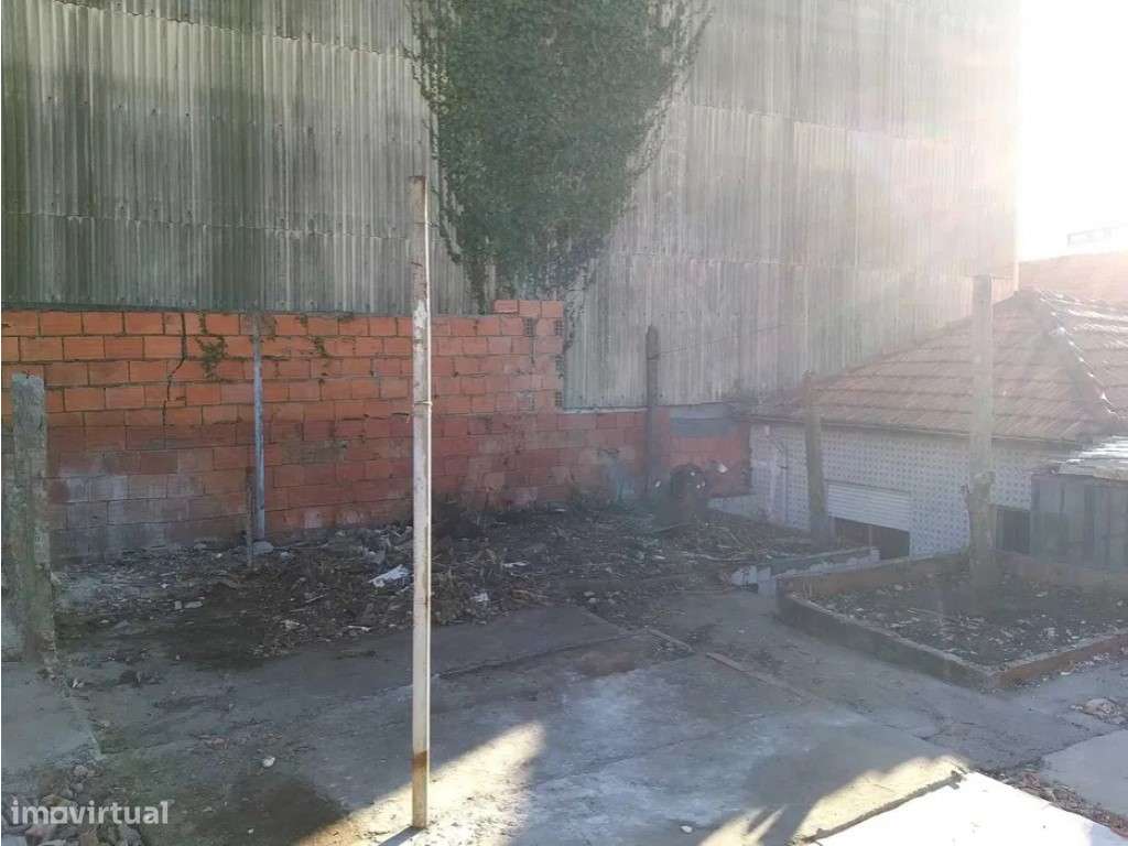 Casa para Recuperar | Centro de Vila Nova de Gaia - Grande imagem: 4/4