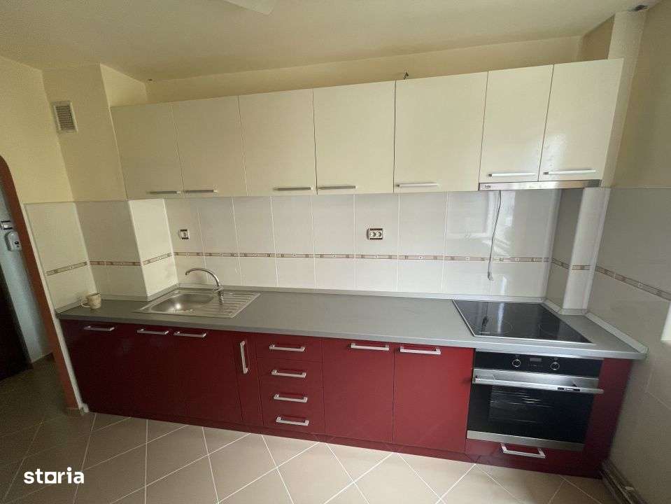 De vanzare apartament cu 3 camere, etajul 2, Dealul Florilor - Imagine principală: 5/13