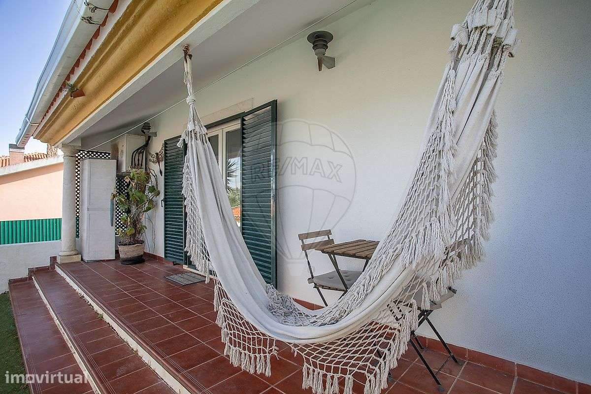 Moradia T4 para venda-9