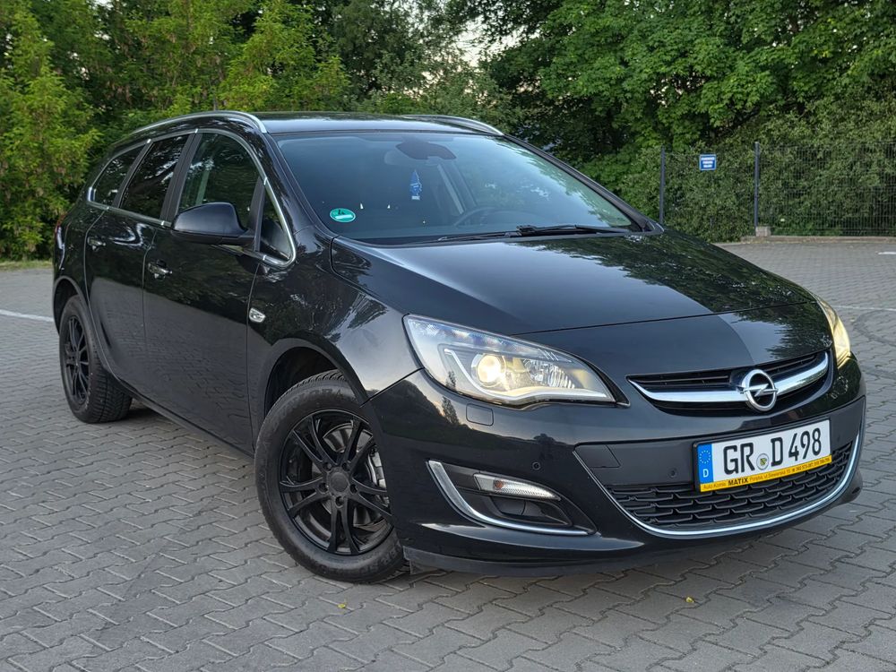 Opel Astra J 2.0 CDTI ecoFLEX Start/Stop Exklusiv 2012