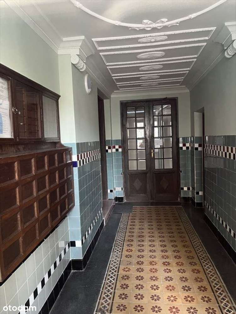 Kawalerka z antresolą przy Hali Koszyki-7