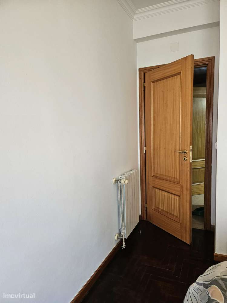 Apartamento T2 equipado e mobilado - 1200,00 € - Grande imagem: 2/17