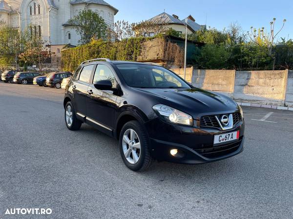 Nissan Qashqai 1.6 dCi DPF 4x4 Start/Stop tekna - 1