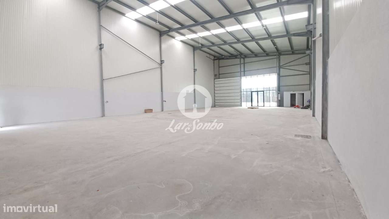 Armazém NOVO de 460m2 em Ribeirão, Famalicão - Grande imagem: 5/10