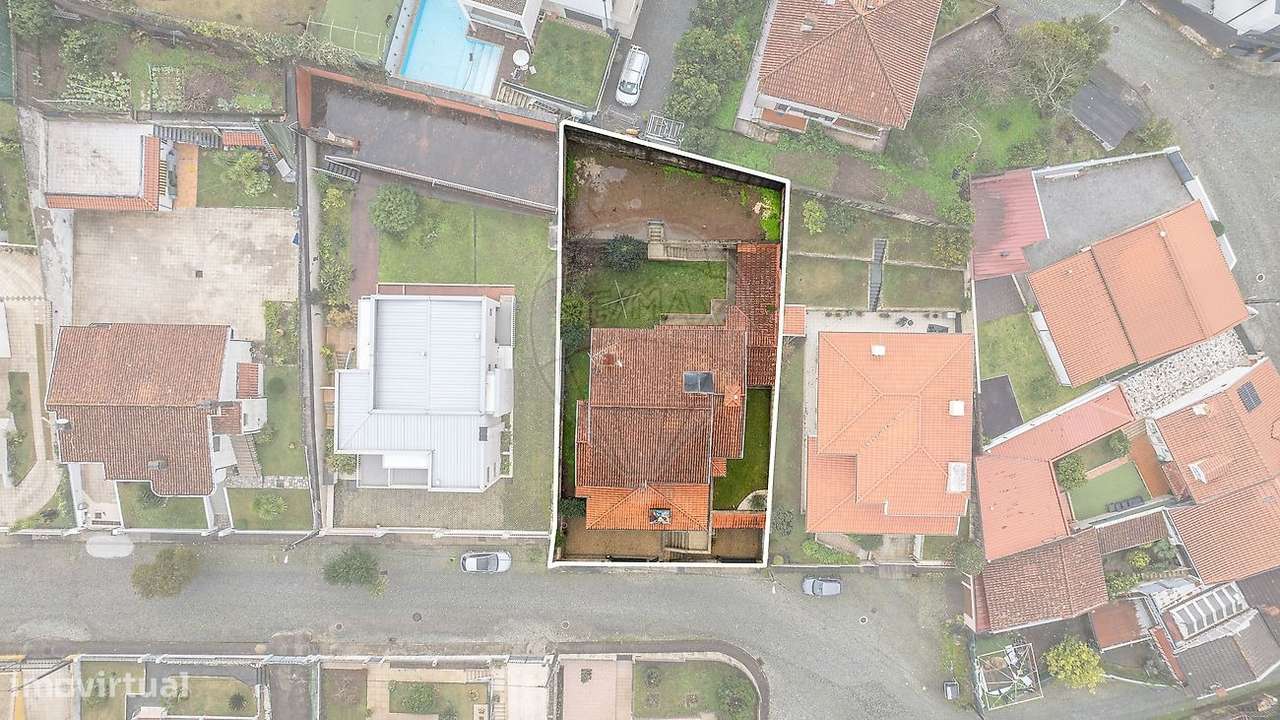 Moradia T5 individual em Nogueira - Braga-43