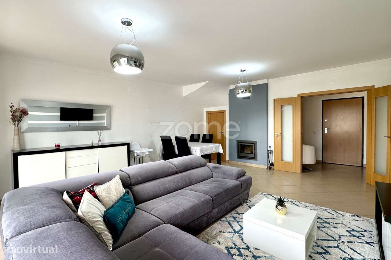 Apartamento T3 Duplex para Arrendamento – Portimão - Grande imagem: 2/27