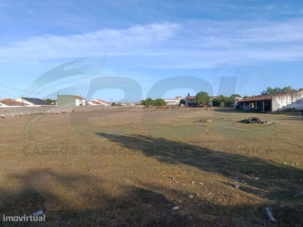 LOTE PARA CONSTRUÇÃO DE 40 APARTAMENTOS E 23 MORADIAS-5