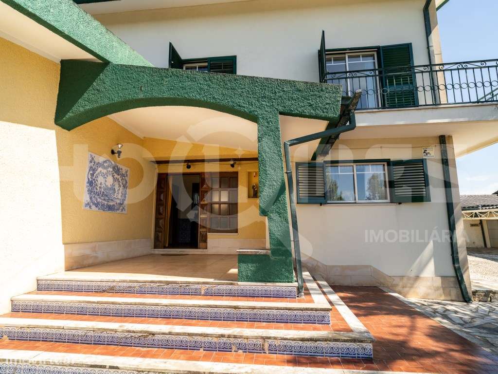 Moradia | Qualidade de Construção | Anexos | Jardim | Garagem | Charme-6