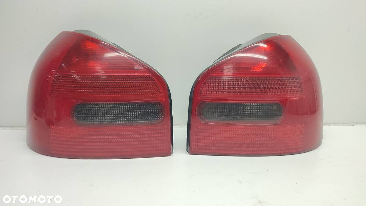 LAMPA TYŁ KOMPLET LEWA PRAWA AUDI A3 8L 1998 EU - 1