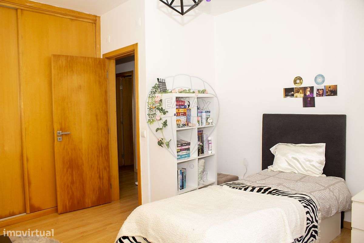 Moradia T4 para venda - Grande imagem: 4/13