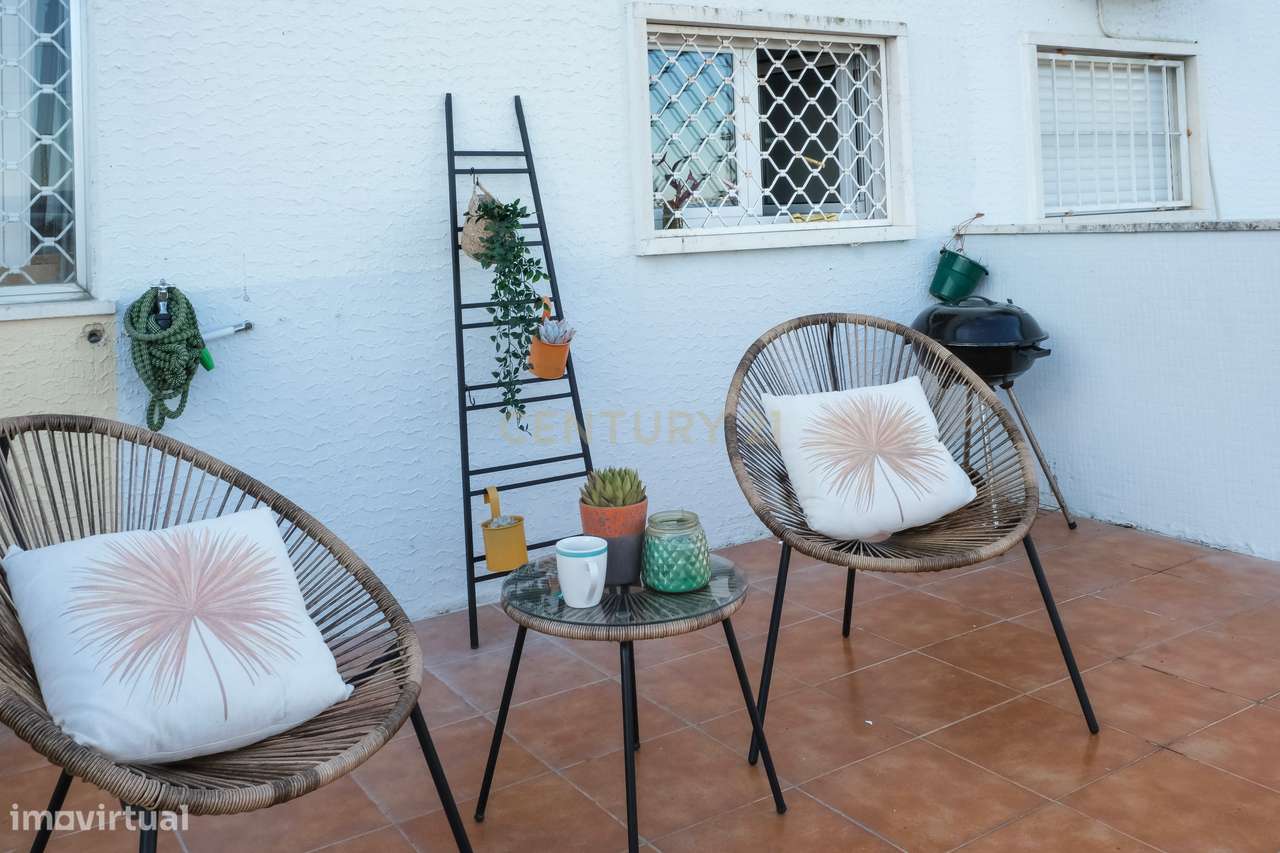 T2 com terraço Vista Rio em Cacilhas - Almada - Grande imagem: 3/29