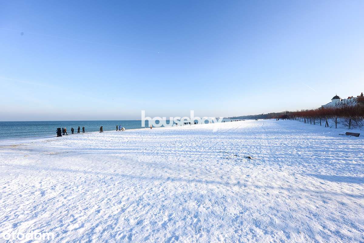 Dochodowe mieszkanie tuż przy plaży-18