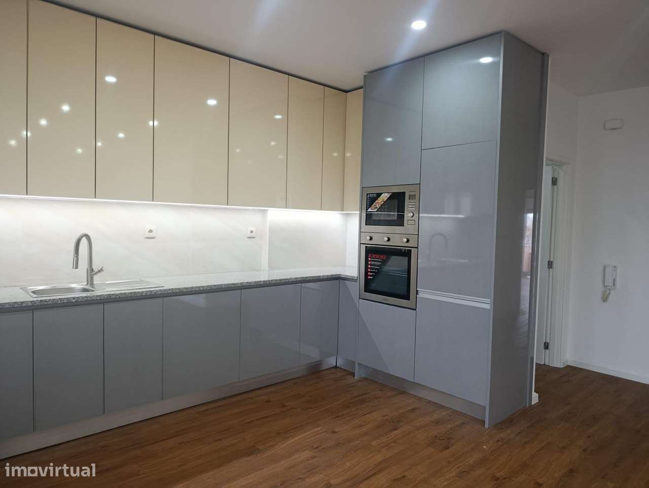 Apartamento T3 Remodelado na Maia, com 125 m², Box 22 m², Varandas - Grande imagem: 5/22