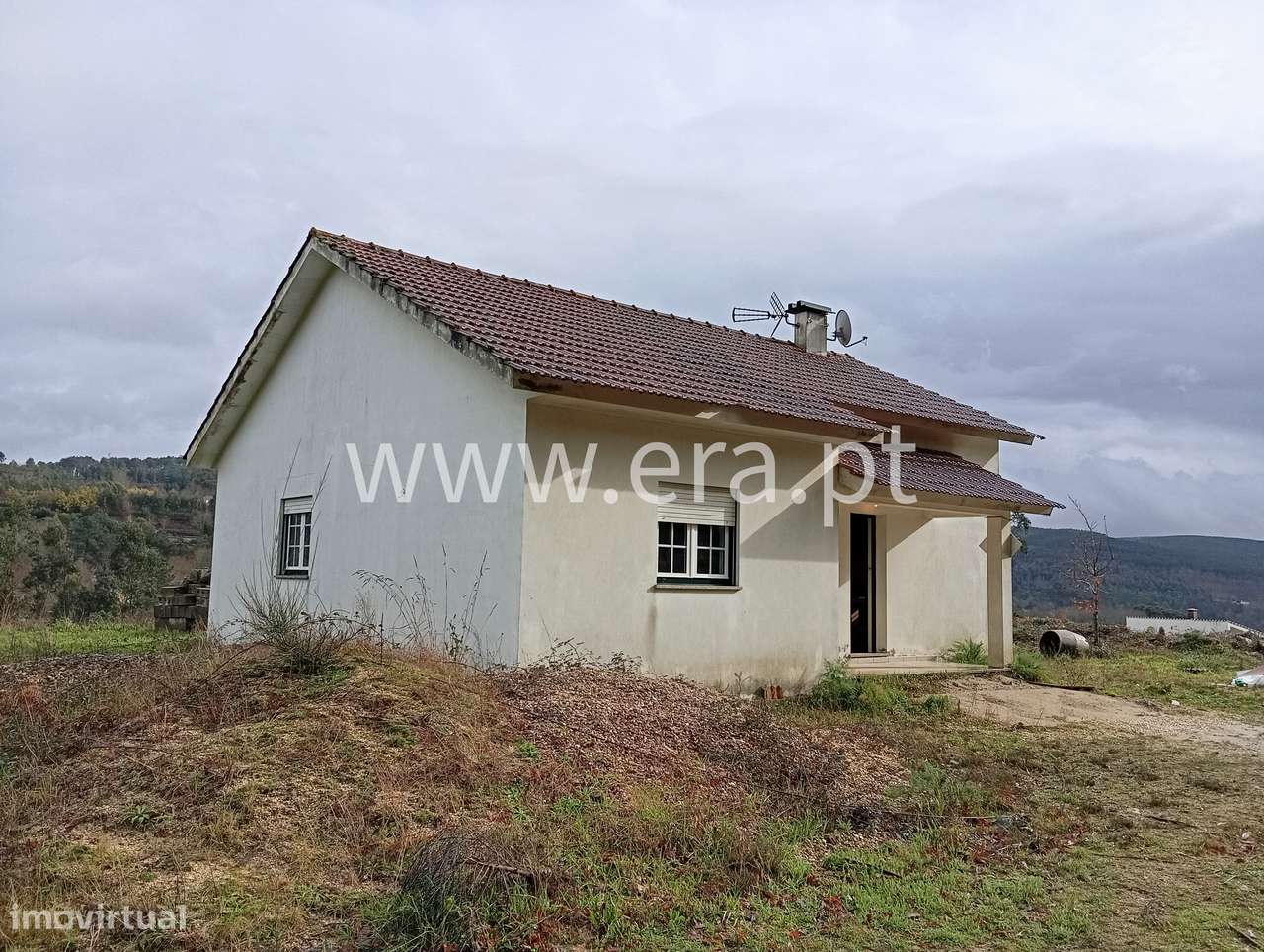 Moradia T3 em Linhares, Paredes de Coura - Grande imagem: 2/19