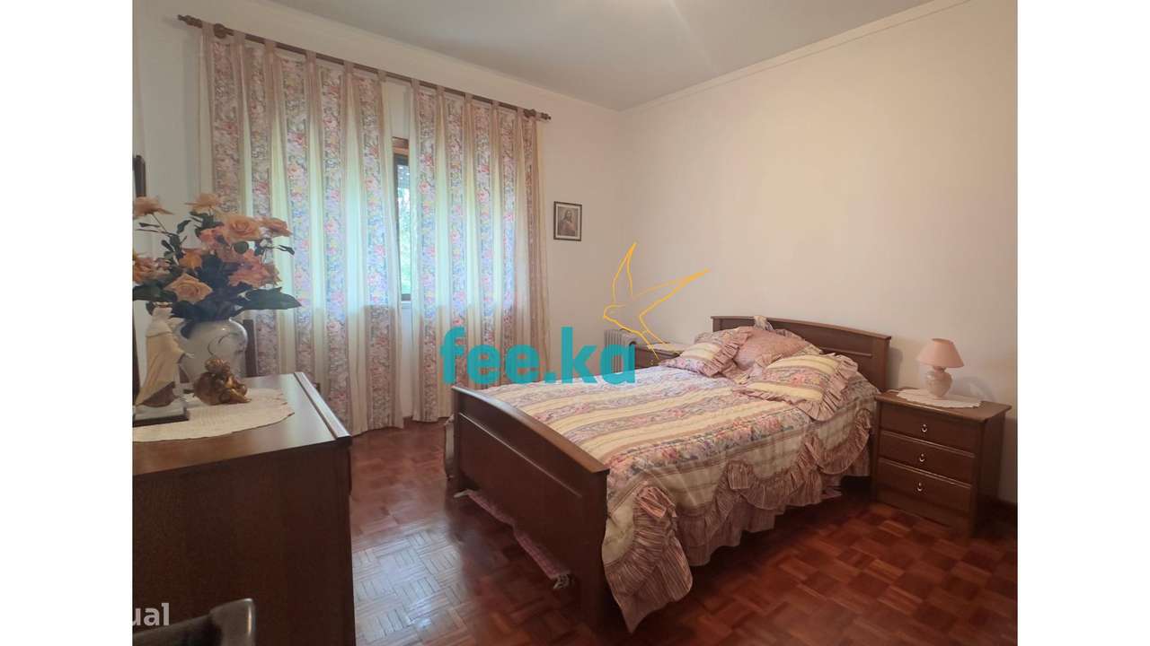 Apartamento T4 com Garagem-17