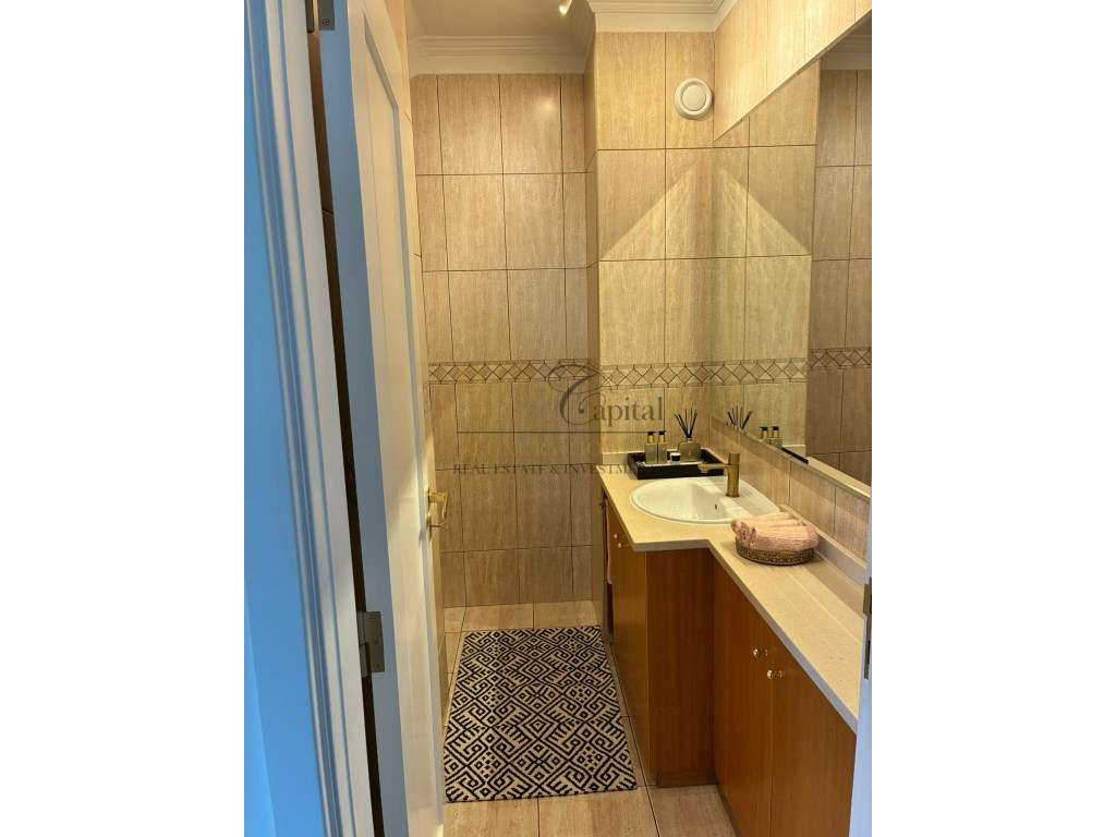 Duplex T2 Usado para Venda em Canidelo, Vila Nova de Gaia, Porto co...-10