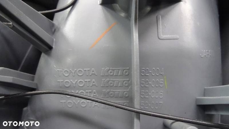 TOYOTA YARIS I LAMPA LEWY 3D TYŁ 5308701L - 6