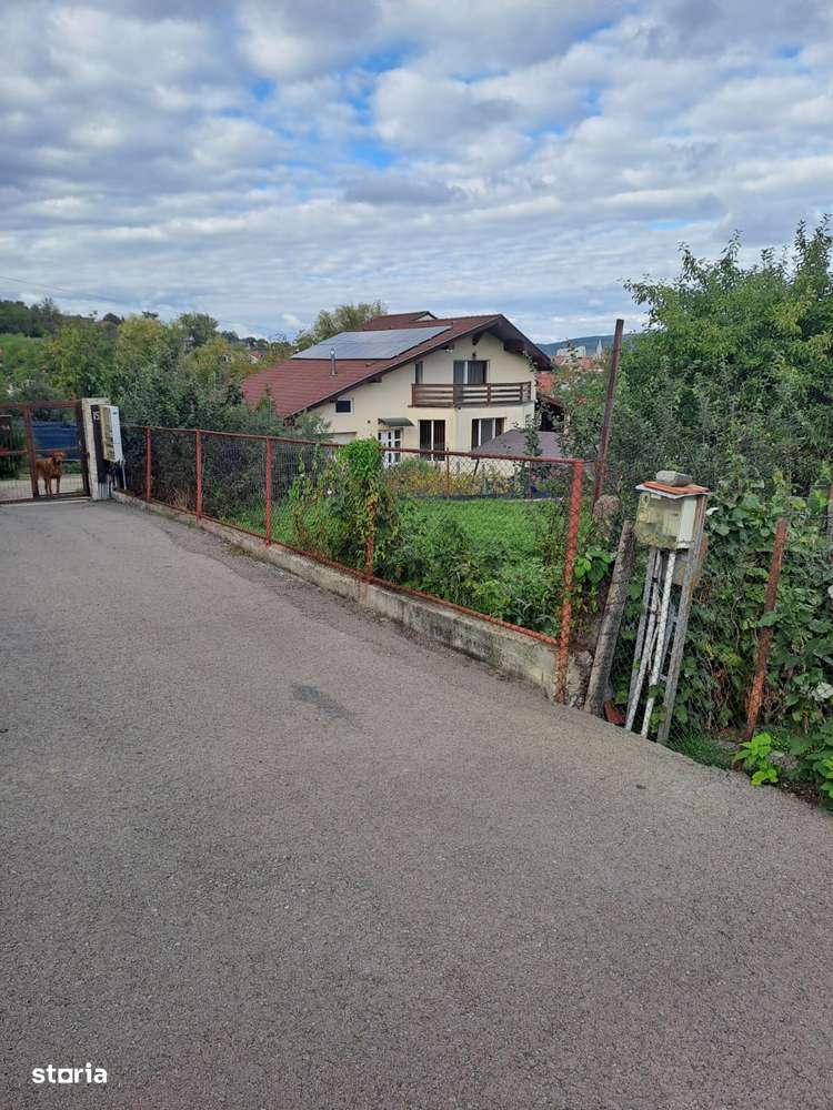 Teren intravilan 646 mp - strada Crasnei - Imagine principală: 1/4