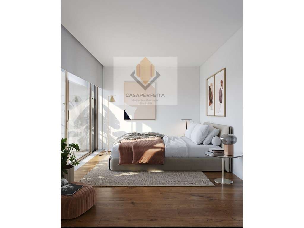 Moradias V3 Novas De Luxo com Jardim, Terraço e Varandas - Arcozelo-7