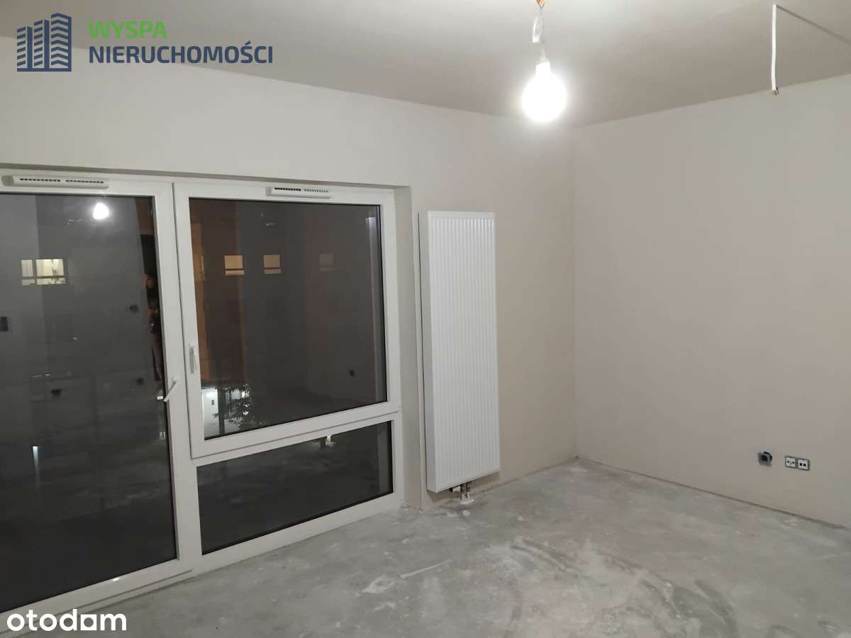 Kawalerka/Pełna Własność/Balkon/Widok Na Stadion - Pełny obrazek: 5/12