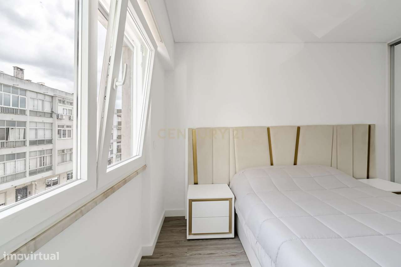 Apartamento T1 Como Novo, em Corroios-14