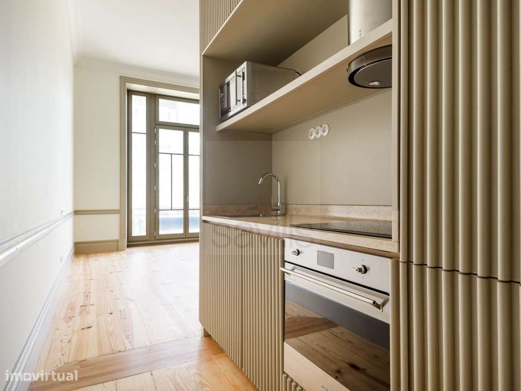 Apartamento T2 na Avenida dos Aliados, no Porto, com Varanda - Grande imagem: 5/30