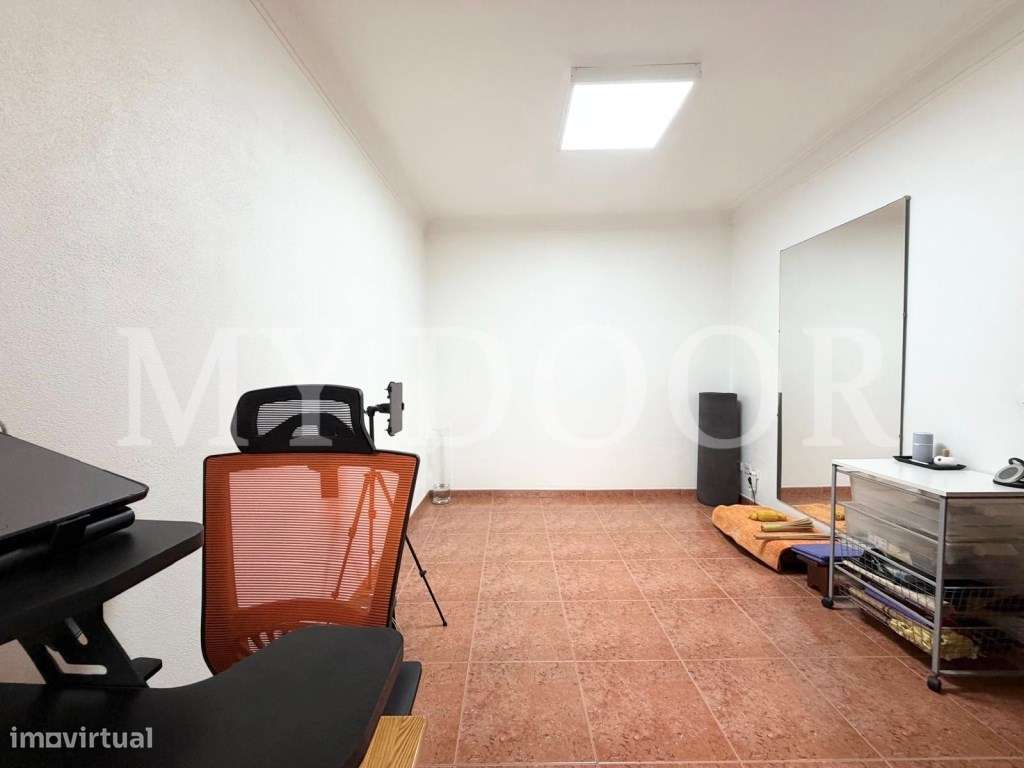 Apartamento T2 em Moscavide - Excelente Área - TERRAÇO 25M-12