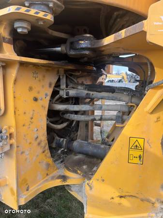 Volvo L180H - 5