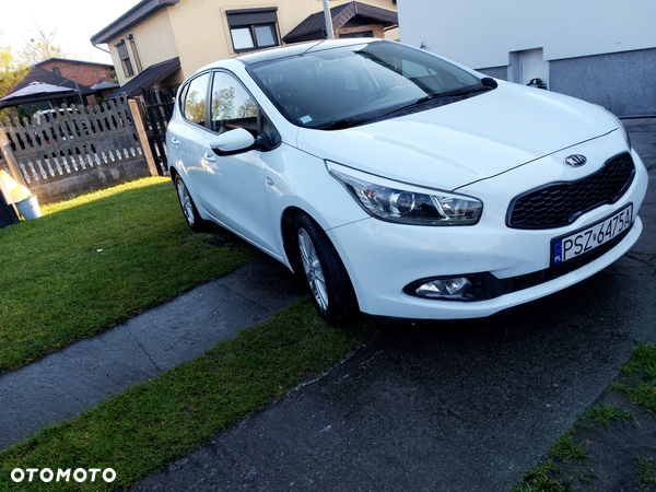 Kia Ceed Cee'd 1.6 CRDi M - 1