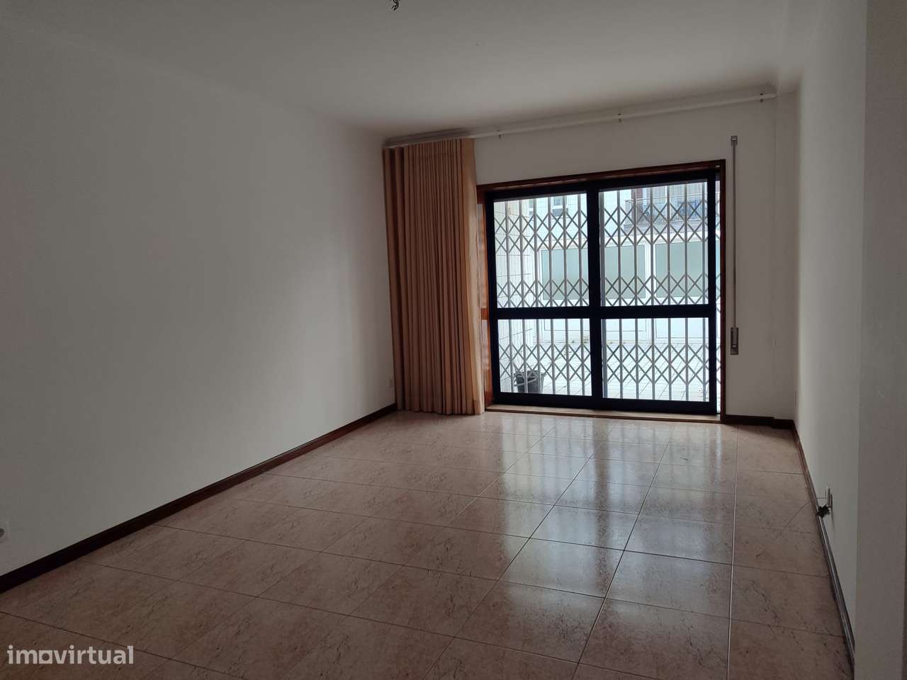 Apartamento T2+1 com Terraço no Bonfim, Porto - Grande imagem: 3/20