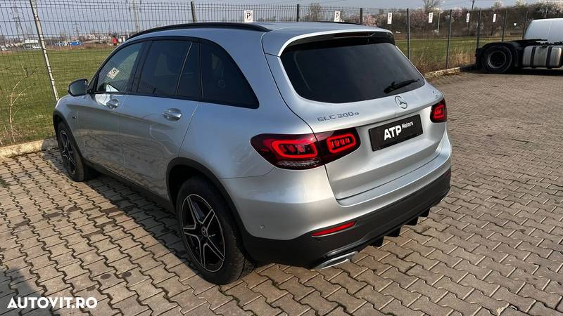 Mercedes-Benz GLC 300 e 4MATIC - 6