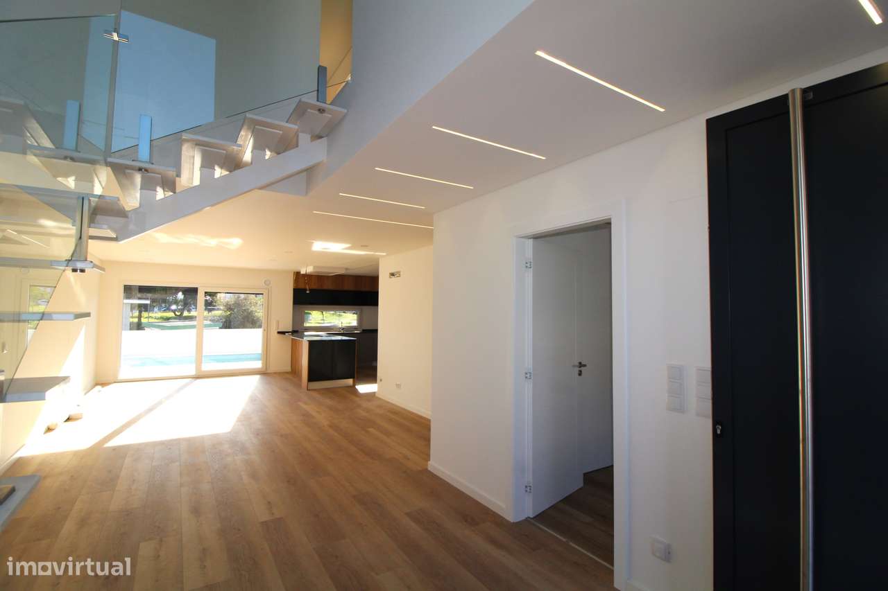 Moradia T4 NOVA na QUINTINHAS – Piscina e Garagem. - Grande imagem: 4/34