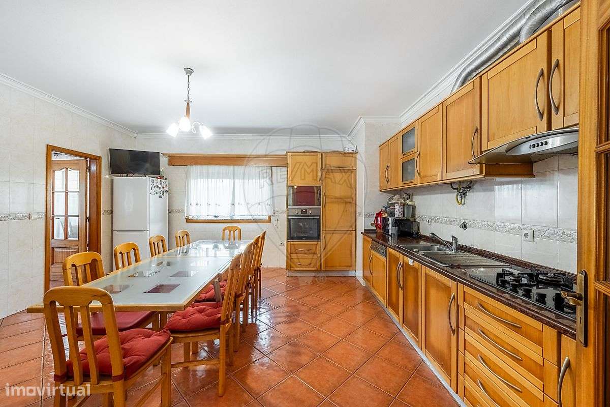 Moradia T3 para venda-9