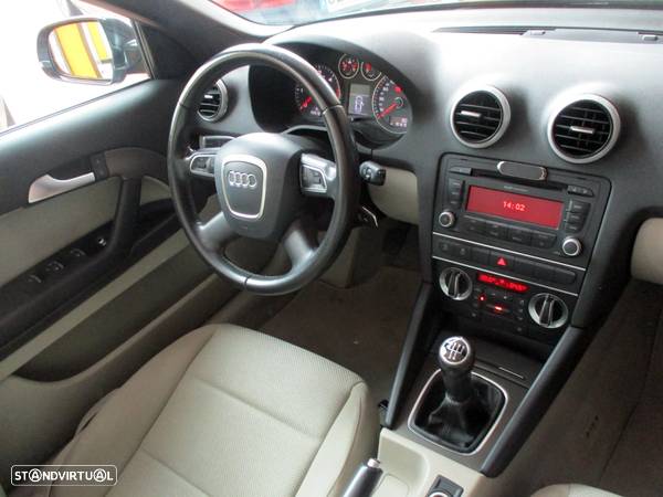 Audi A3 Cabrio 1.6 TDi S-line - 16
