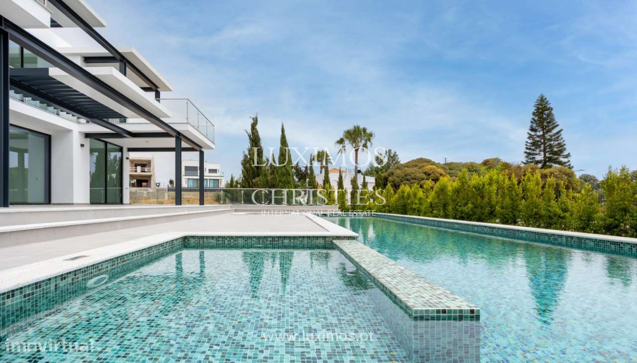 Luxuosa Moradia V4, à venda no Pine Valley Resort, Algarve - Grande imagem: 3/17