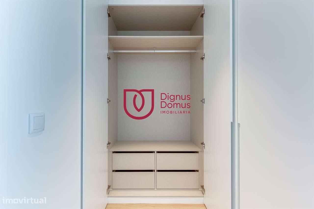 Apartamento T3 com 2 Lugares de Garagem — Centro de Gaia-20