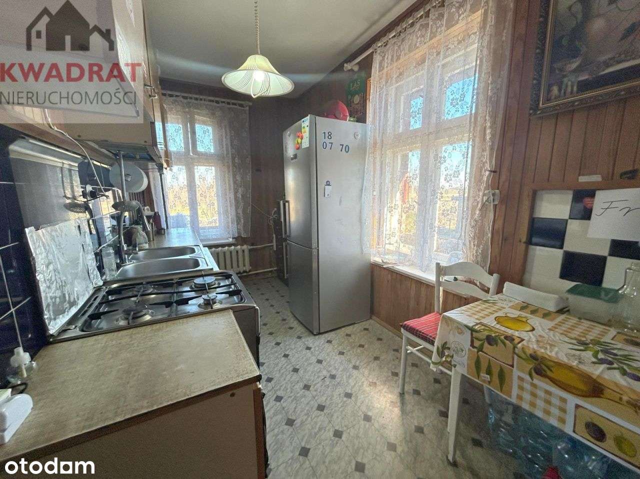 Na sprzedaż dom jednorodzinny z dwoma lokalami Chr-17