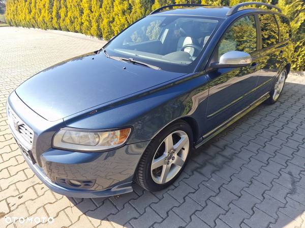 Volvo V50 2.0D R-Design Kinetic - 1