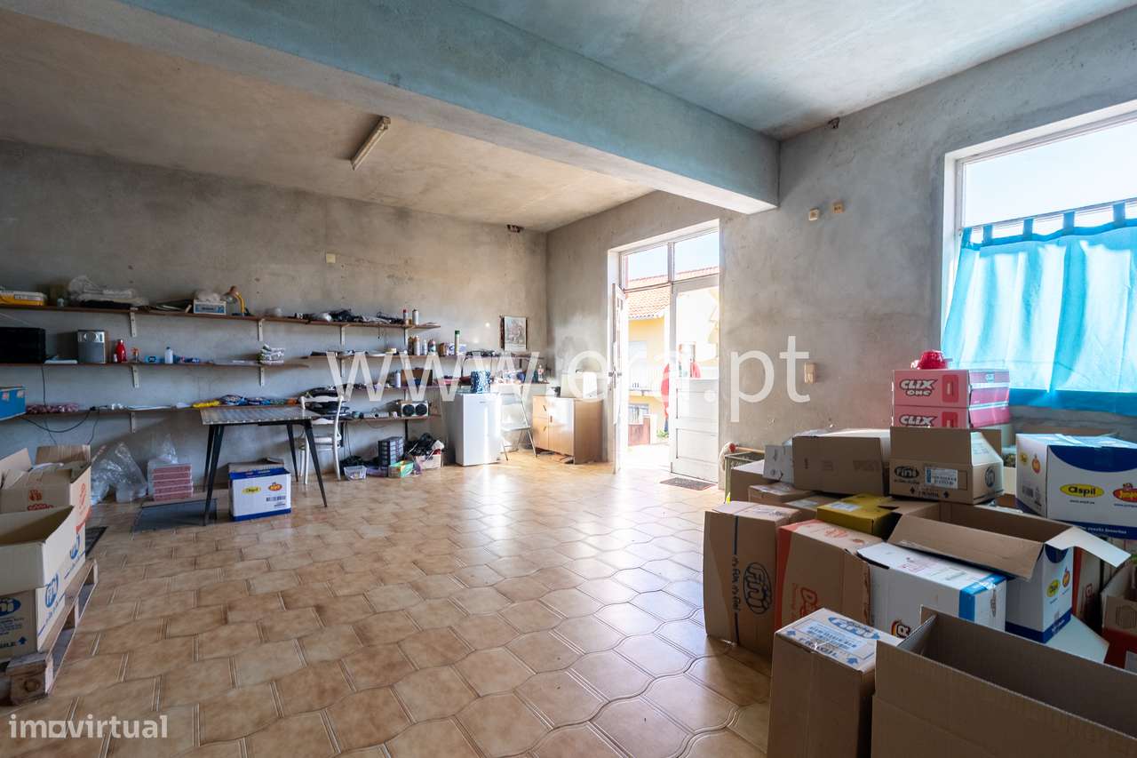 Moradia em Moledo com Vistas Deslumbradas!-11