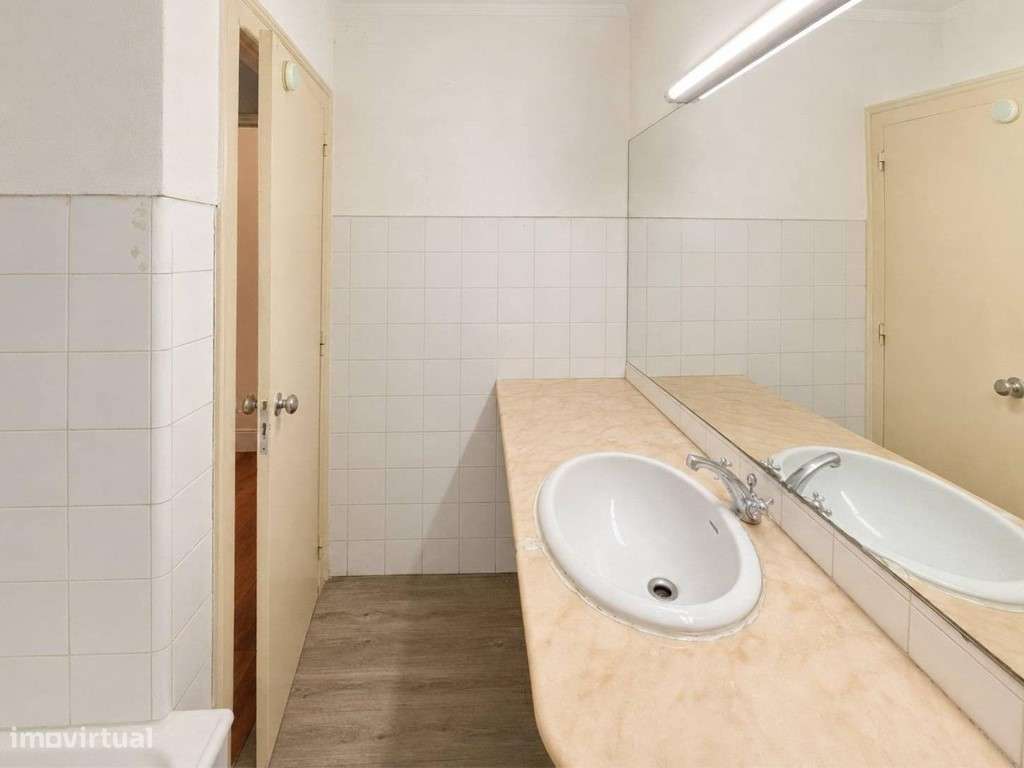 Apartamento, 2 quartos, Lisboa, Santa Maria Maior-11
