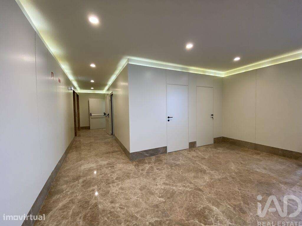 Apartamento T1 em Mafamude e Vilar do Paraíso de 58,00 m2 - Grande imagem: 5/30