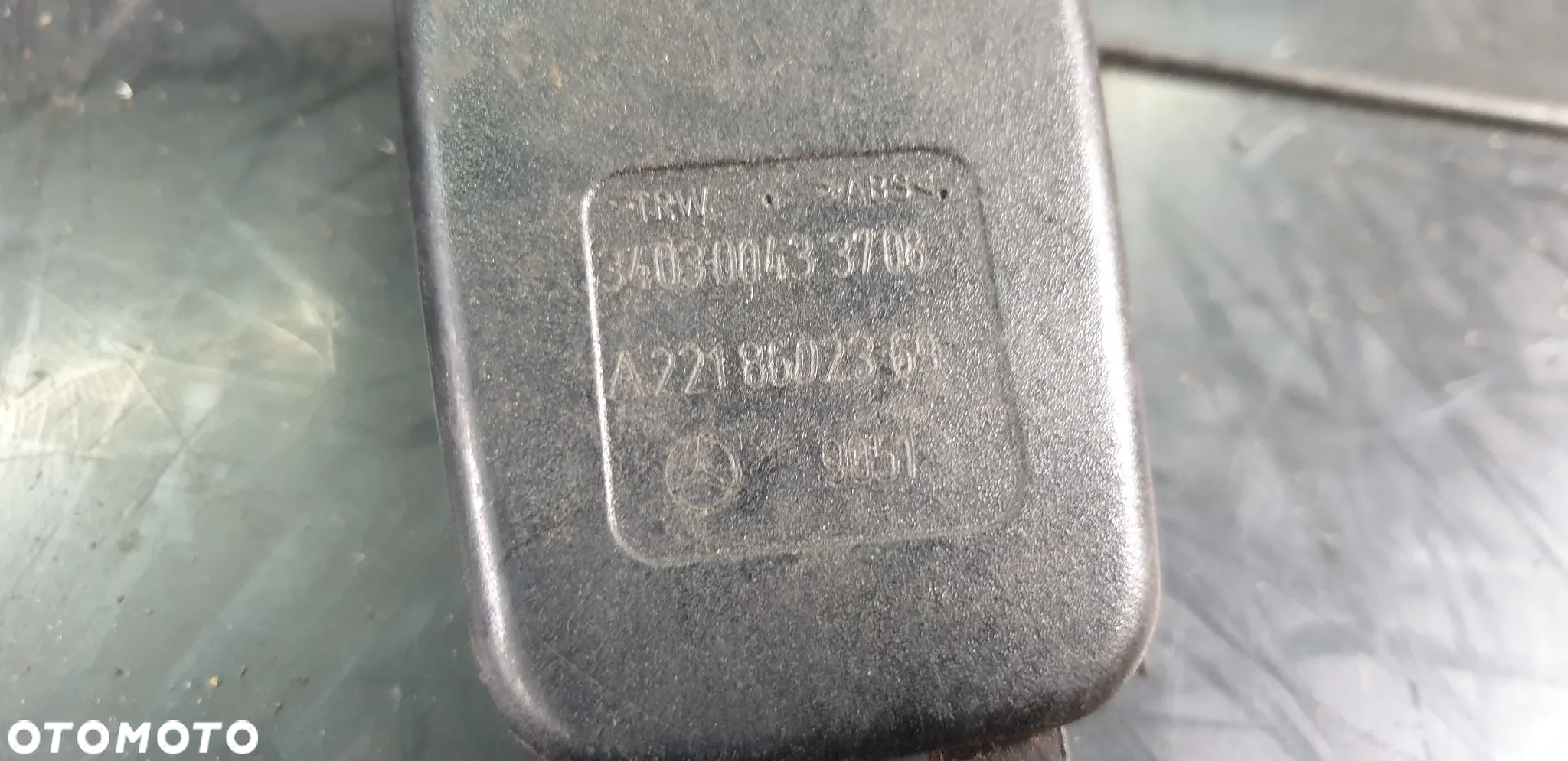 mercedes w221 klamra zapinka pasa bezpieczenstwa tyl tylna lewa a2218602369 - 4