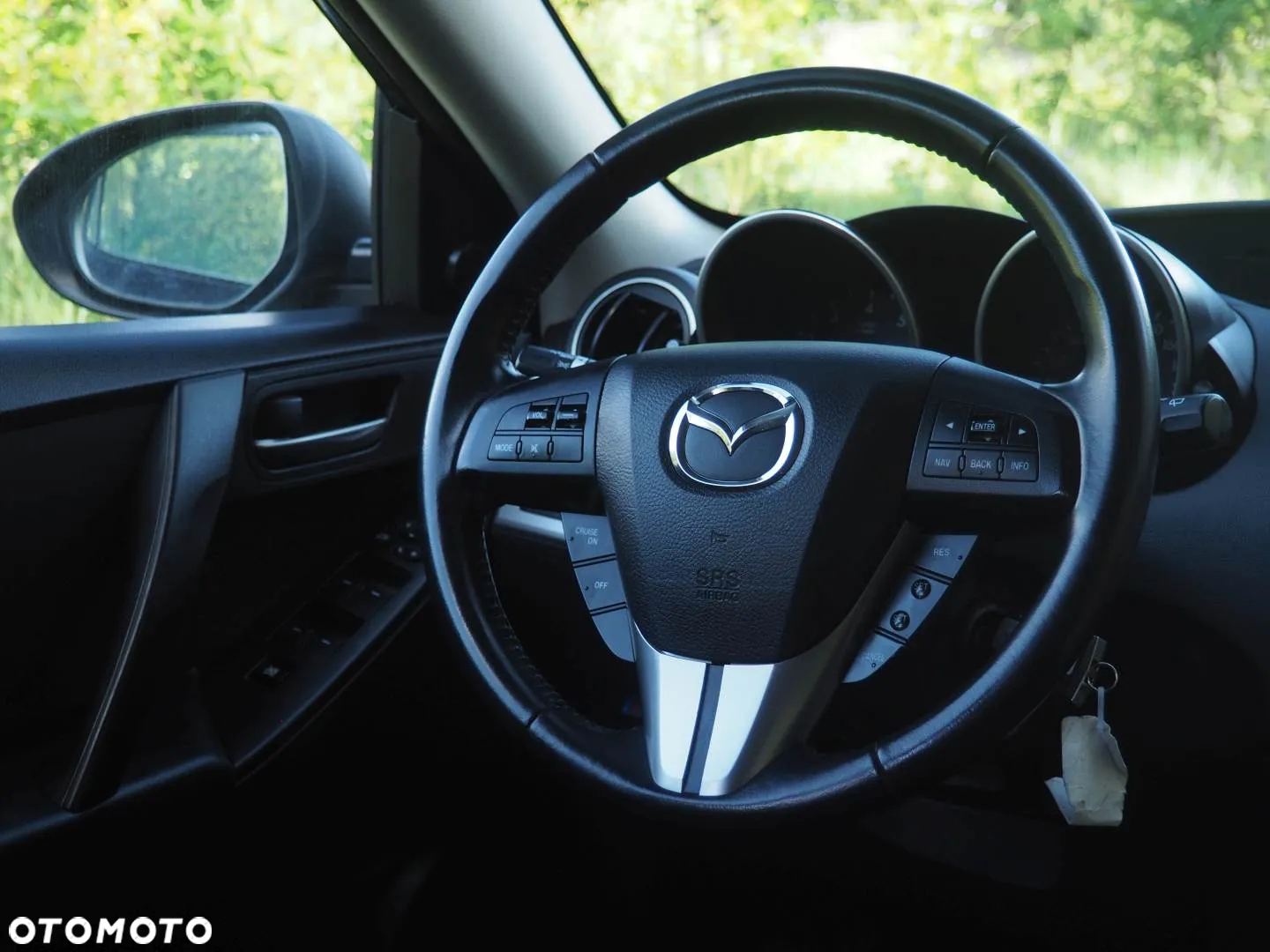 Mazda 3 2.0 Exclusive + - 30