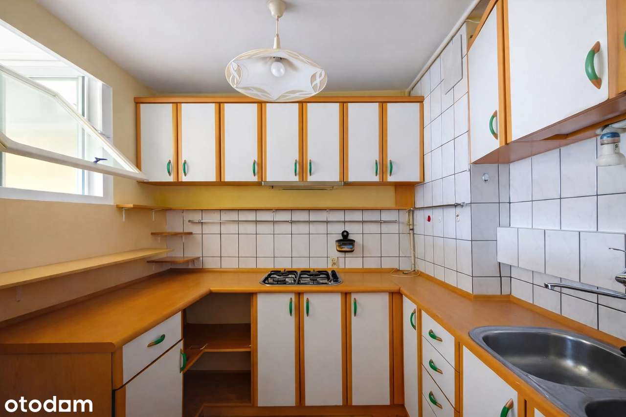 3-pokojowe mieszkanie na 4 piętrze z balkonem-1