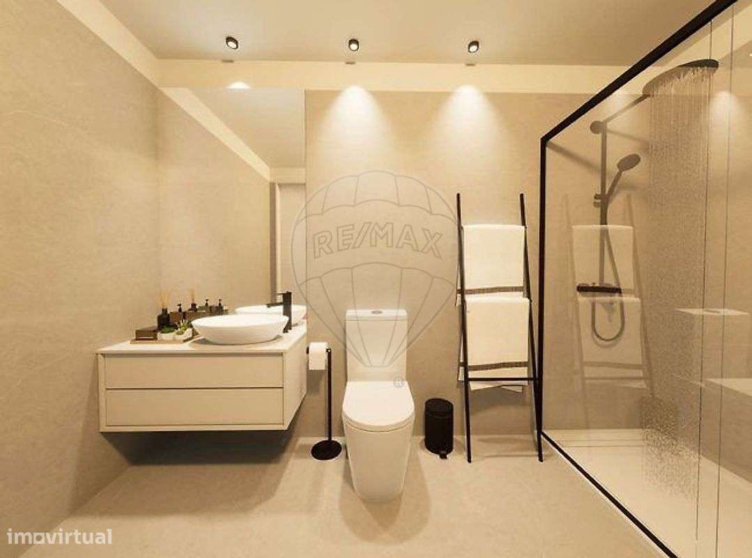 Moradia T5 para venda - Grande imagem: 2/25