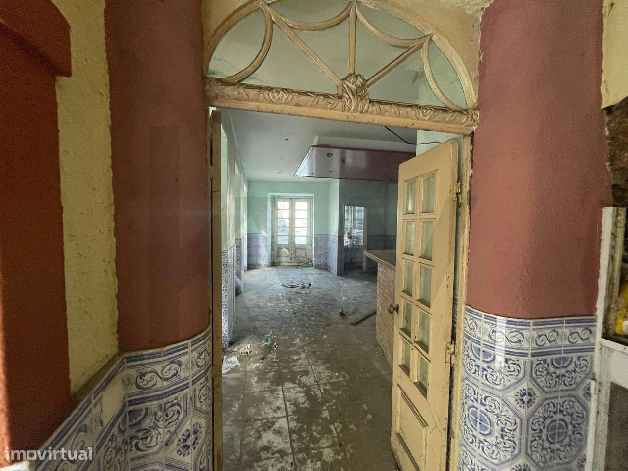 VENDE - PRÉDIOS NA BAIXA DA CIDADE DE ÁGUEDA - OPORTUNIDADE ÚNICA - - Grande imagem: 5/32