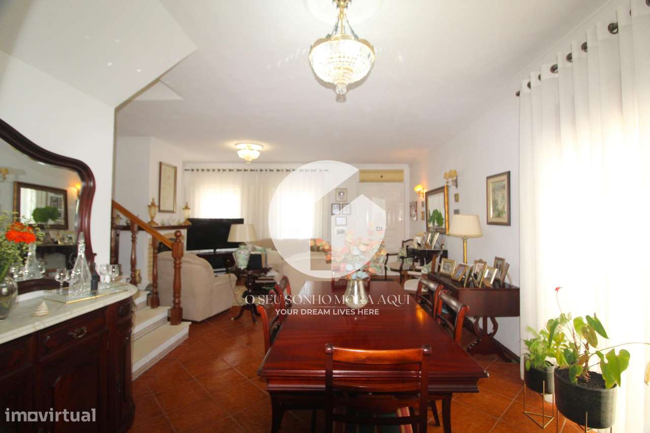 MORADIA T3 COM PÁTIO NA BAIXA DE OLHÃO-14