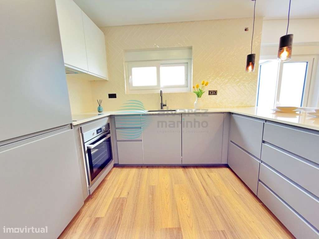 Moradia T3, com espaço exterior e anexo-5